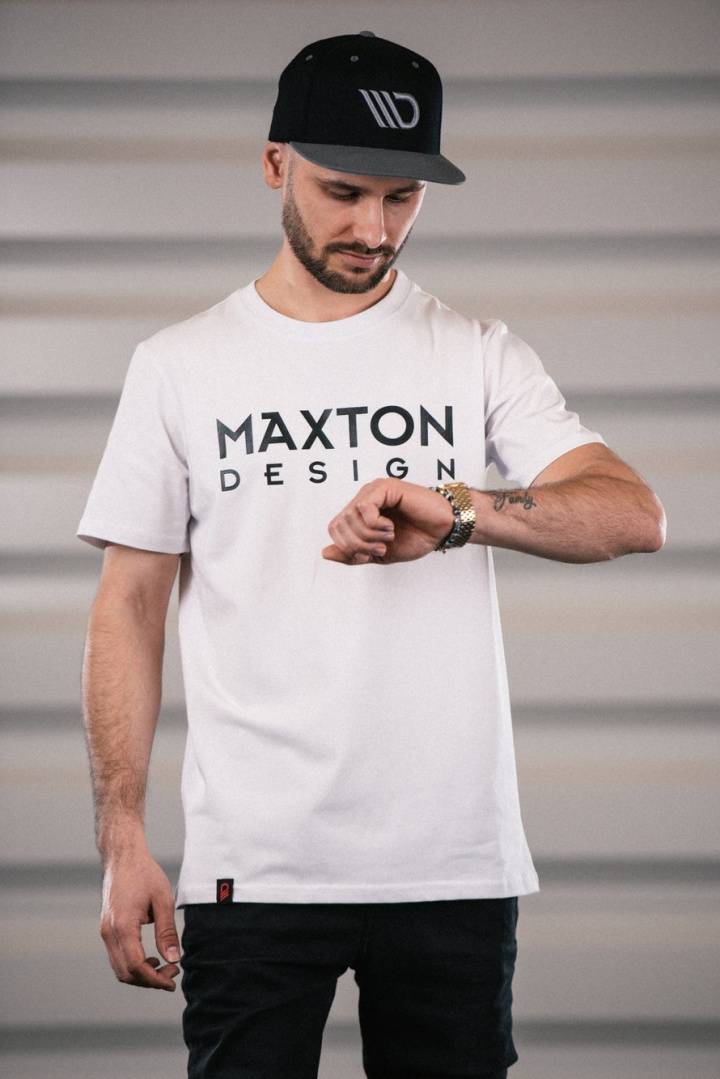Mens White T-shirt Maxton Design in the group Select car model at DDESIGN Scandinavia AB (MA-TSHRT-WHT-MENS-1-M)