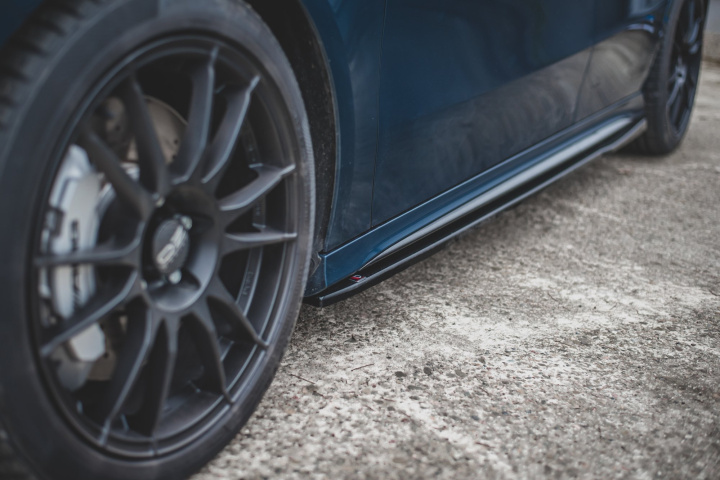 Side Skirts Diffusers V.1 Mercedes A35 Amg / Amg-Line W177 Maxton Design in the group Select car model / Mercedes Benz / A-Class 18+ (W177) at DDESIGN Scandinavia AB (ME-A-177-35-SD1G)