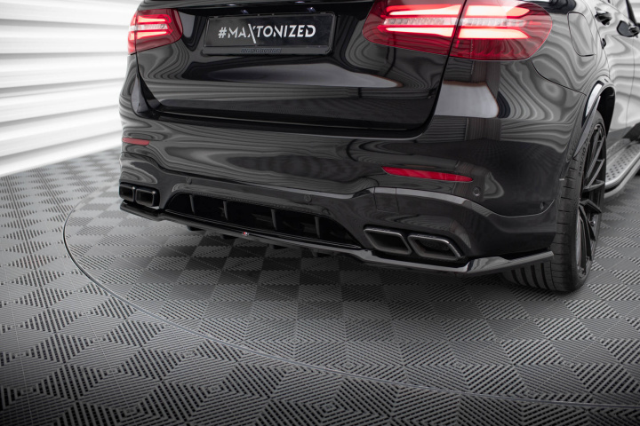 Central Rear Splitter v.2 (with Vertical Bars) Mercedes-AMG GLC 63 SUV X253 2015-2019 Maxton Design in the group Select car model / Mercedes Benz / GLC-Class 16+ (X253) at DDESIGN Scandinavia AB (ME-GLC-X253-63-RD3G-RD4G)