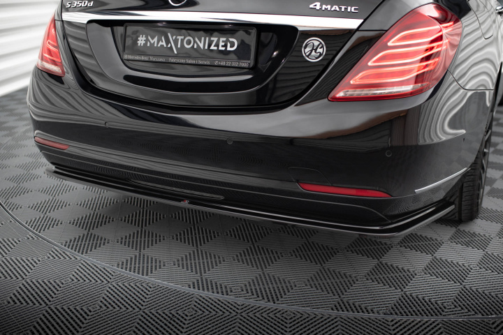 Central Rear Splitter V.2 Mercedes-Benz S W222 Maxton Design in the group Select car model at DDESIGN Scandinavia AB (ME-S-222-RD2G)