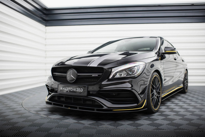Mercedes-AMG CLA 45 Aero C117 Facelift 2017-2019 Street Pro Front Splitter Black-Red Maxton Design in the group Select car model / Mercedes Benz / CLA-Class 13-19 (C117) / Styling at DDESIGN Scandinavia AB (MECLA117AMGAEROCNC-FD1BRB)