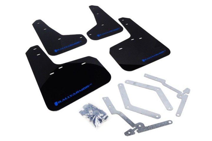 2013-16 Ford Focus Mud Flaps Blue Logo Rally Armor in the group Select car model / Ford / Focus Standard MK3 11-19 / Styling / Mud Flaps at DDESIGN Scandinavia AB (MF27-UR-BLKBL)