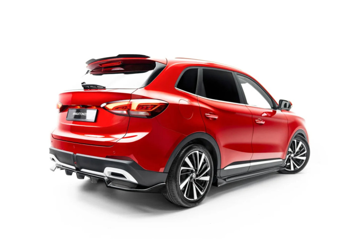 MG ZS Mk2 2020-2024 Central Rear Splitter (with Vertical Bars) Maxton Design in the group Select car model / MG / ZS at DDESIGN Scandinavia AB (MG-ZS-2-RD1G-RD2G)