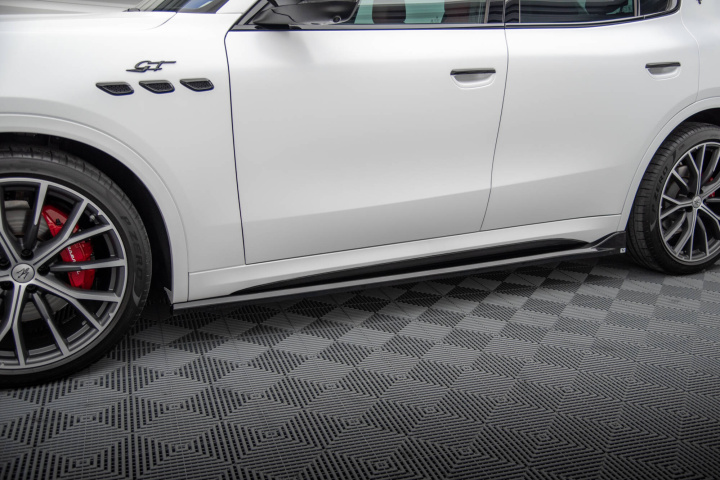 Side Skirts Diffusers Maserati Grecale Gt / Modena Mk1 Maxton Design in the group Select car model / Maserati / Grecale 2021+ at DDESIGN Scandinavia AB (MS-GR-1-SD1G)