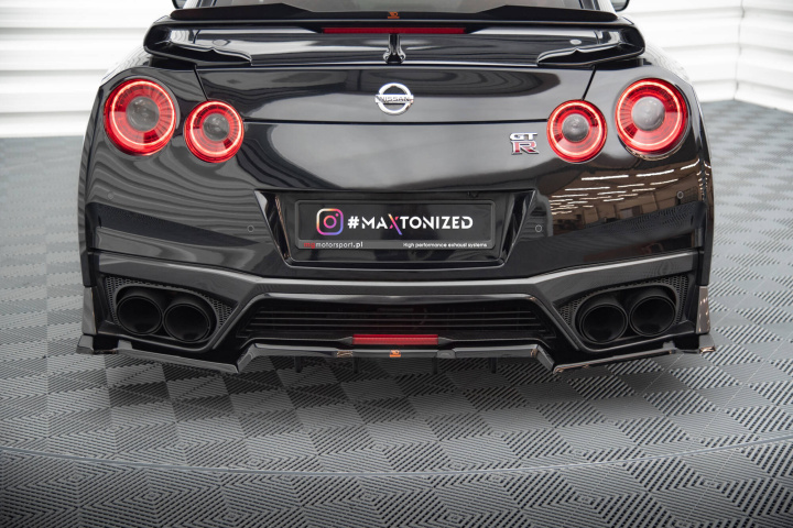 Nissan GTR R35 Facelift 2016-2022 Rear Splitter (with vertical bars) Maxton Design in the group Select car model / Nissan / GTR R35 2009+ / Styling at DDESIGN Scandinavia AB (NI-GTR-4F3-RD1GRD2G)