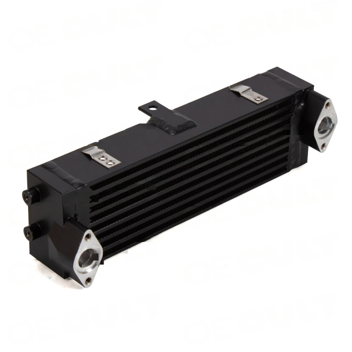 Porsche 968 1992-1995 Oil Cooler OE-Cult in the group Select car model / Porsche / 968 / OE-Parts at DDESIGN Scandinavia AB (OEC-P01826)