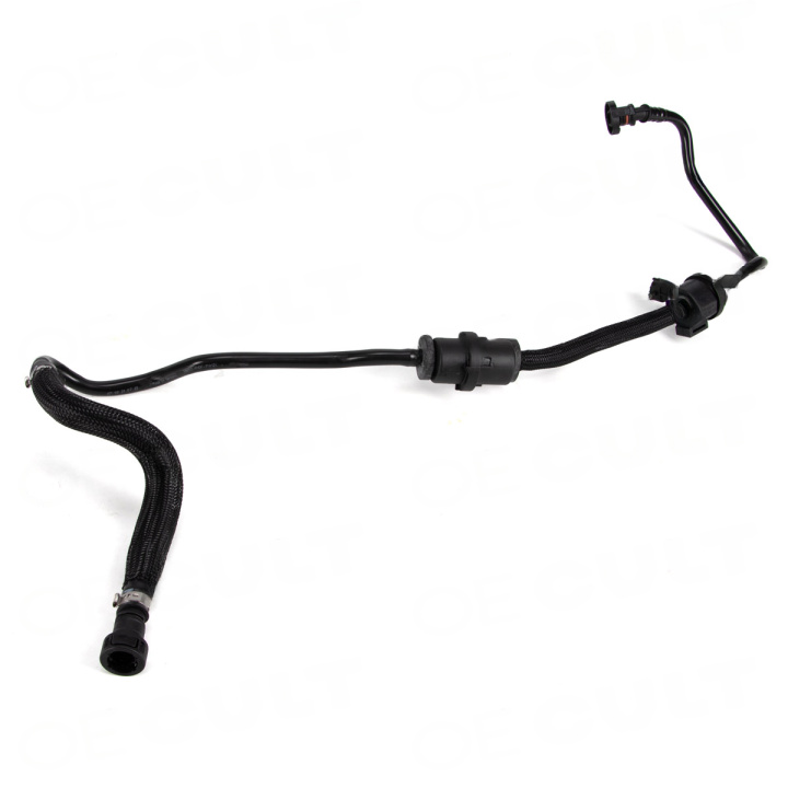 Porsche Panamera (970) 4.8 S/GTS 2010-2016 Fuel Tank Breather Hose OE-Cult in the group Select car model / Porsche / 970 Panamera 09-16 / OE Parts at DDESIGN Scandinavia AB (OEC-P02000)