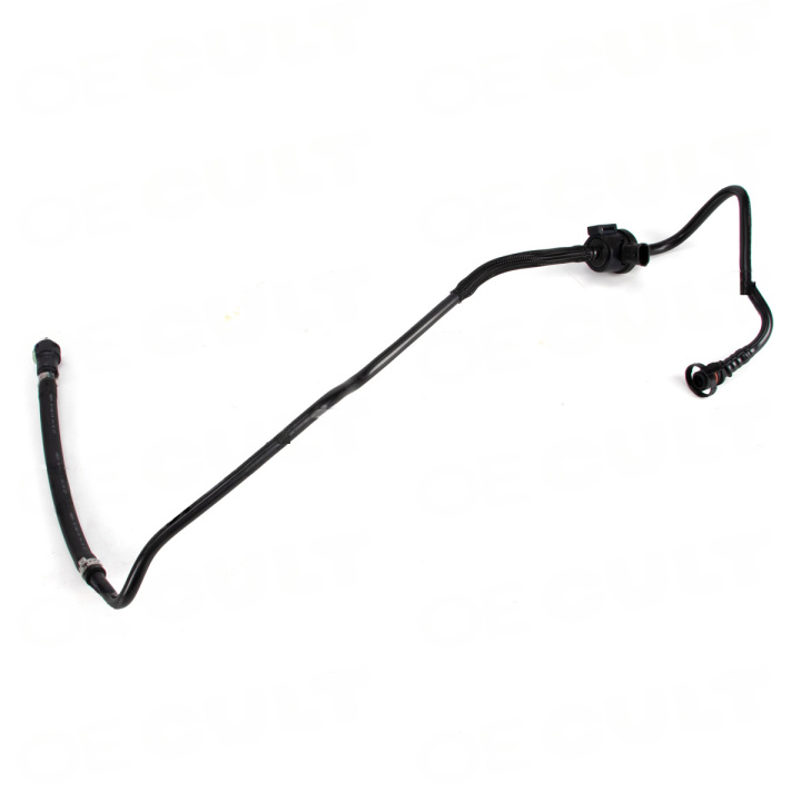 Porsche Cayenne 4.8 S 2007-2010 Breather Hose Fuel Tank OE-Cult in the group Select car model / Porsche / Cayenne 02-10 / OE Parts at DDESIGN Scandinavia AB (OEC-P02002)