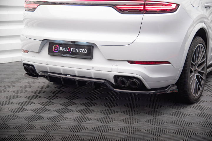 Central Rear Splitter (with Vertical Bars) Porsche Cayenne Coupe Mk3 2019-2023 Maxton Design in the group Select car model / Porsche / Cayenne 10+ / Styling at DDESIGN Scandinavia AB (PO-CAY-3-C-RD1G-RD2G)