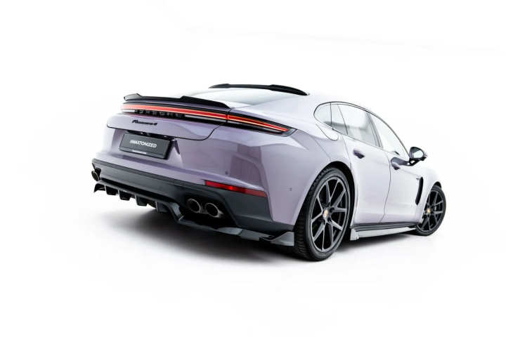 Porsche Panamera 4 / 4S E-Hybrid / 4 E-Hybrid 972 2024+ Central Rear Splitter (With Vertical Bars) V.1 Maxton Design in the group Select car model / Porsche / 972 Panamera 24+ at DDESIGN Scandinavia AB (PO-PA-972-RD1G-RD2G)