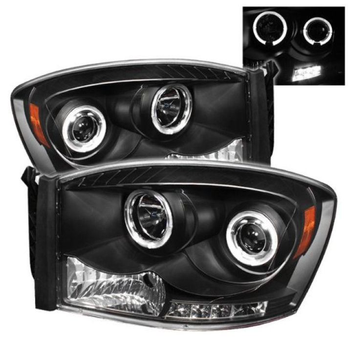 Dodge Ram 1500 06-08 / Ram 2500/3500 06-09 Projector Headlights - LED Halo - LED ( Replaceable LEDs ) - Black Spyder Auto in the group Select car model / Dodge / Ram 01-08 / Styling at DDESIGN Scandinavia AB (PRO-YD-DR06-HL-BK)