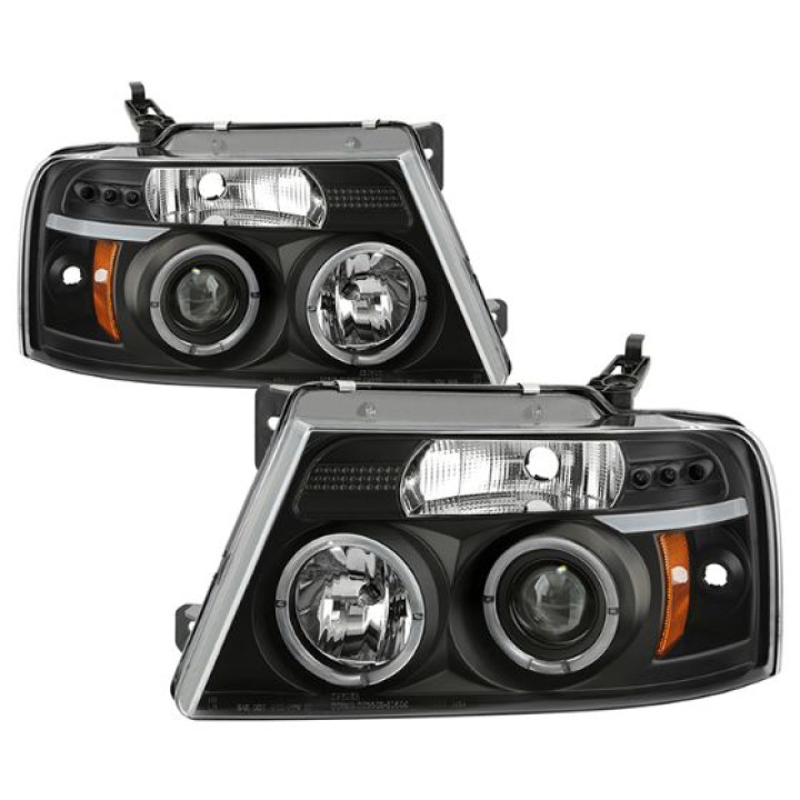 Ford F150 04-08 Projector Headlights - Version 2 - LED Halo - LED ( Replaceable LEDs ) - Black - High H1 (Included) - Low 9006 (Included) Spyder Auto in the group Select car model / Ford / F-150 04-08 / Styling at DDESIGN Scandinavia AB (PRO-YD-FF15004-HL-G2-BK)