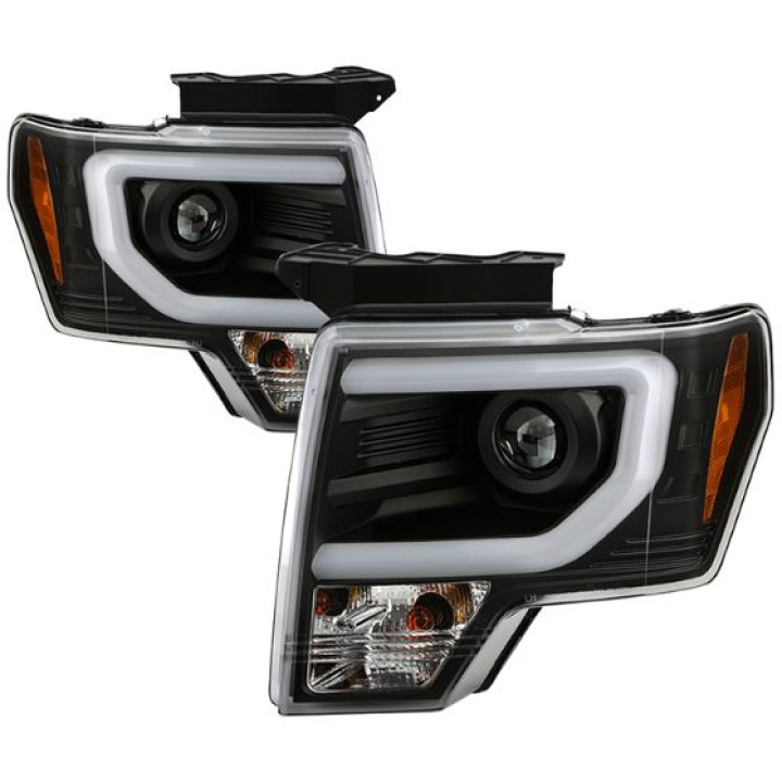 Ford F150 09-14 Projector Headlights Light Bar DRL - Black - High/Low H7 (Included) Spyder Auto in the group Select car model / Ford / F-150 09-14 / Styling at DDESIGN Scandinavia AB (PRO-YD-FF15009-LBDRL-BK)