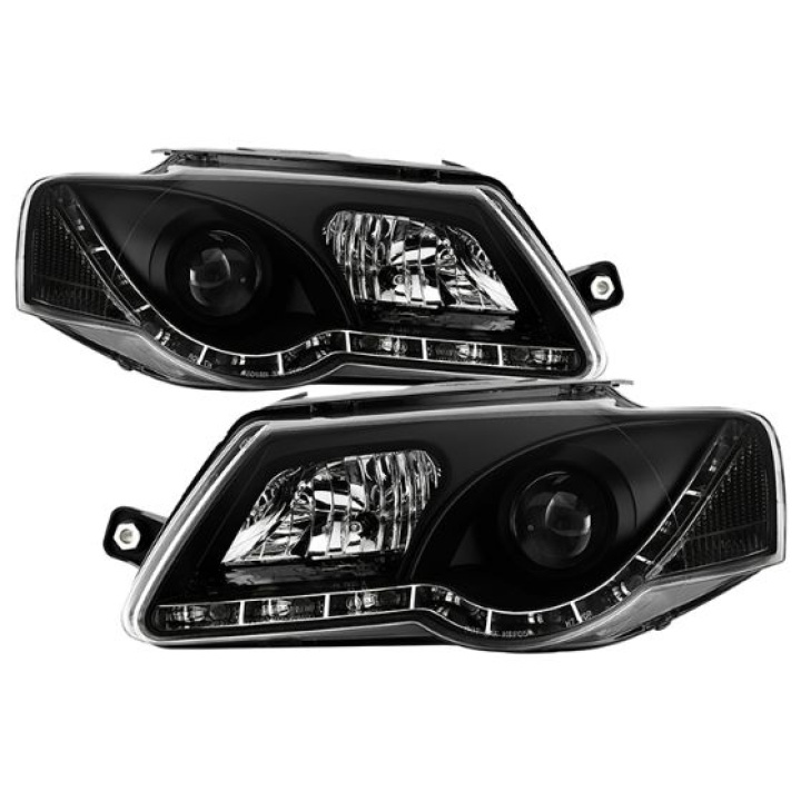Volkswagen Passat 06-08 Projector Headlights - DRL - Black Spyder Auto in the group Select car model / VW / Passat 05-14 / Styling at DDESIGN Scandinavia AB (PRO-YD-VP06-DRL-BK)