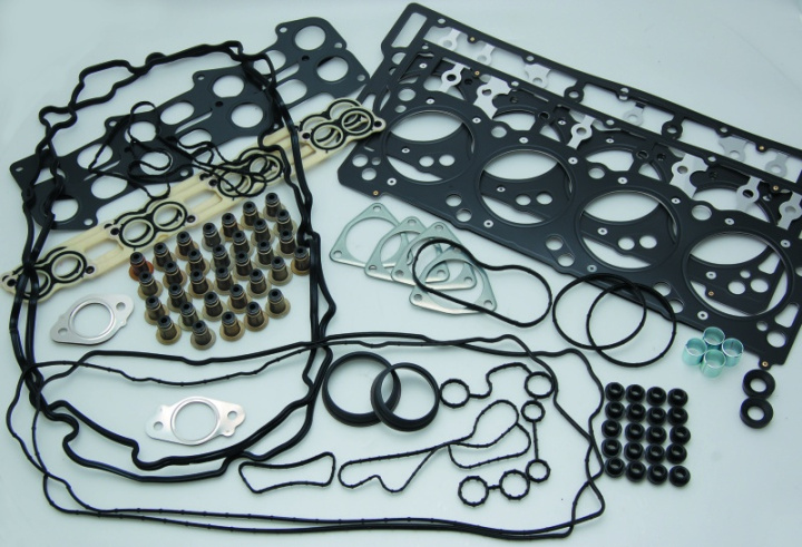 FORD 6.4L POWERSTROKE 08-10 99MM TOP END GASKET KIT Cometic in the group Select car model / Ford / F-250 - F-350 08-10 / Tuning at DDESIGN Scandinavia AB (PRO3007T)