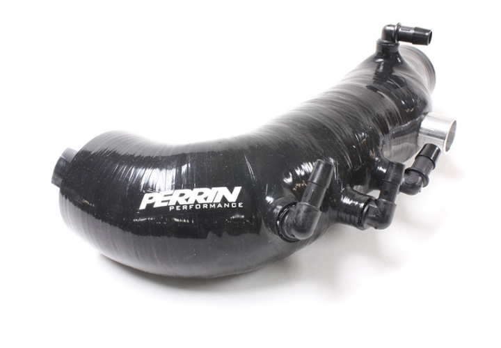 Subaru WRX 2008-2014 / Legacy GT / Forester XT / Outback XT Inlet Hose 2.4\'\' Black PERRIN in the group Select car model / Subaru / Impreza inkl. WRX 08-14 / Tuning / Intercooler & Pipes at DDESIGN Scandinavia AB (PSP-INT-421BK)