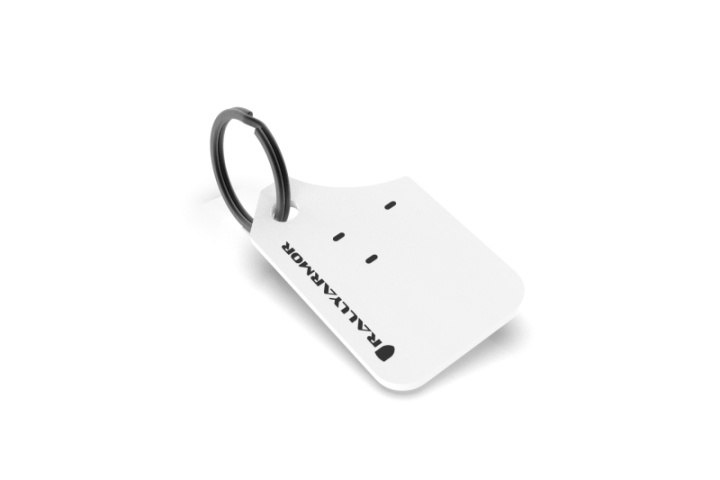 Rally Armor Mini UR Mud Flap Keychain - White w/ Black Logo in the group Select car model at DDESIGN Scandinavia AB (RAKEYCHNWH)