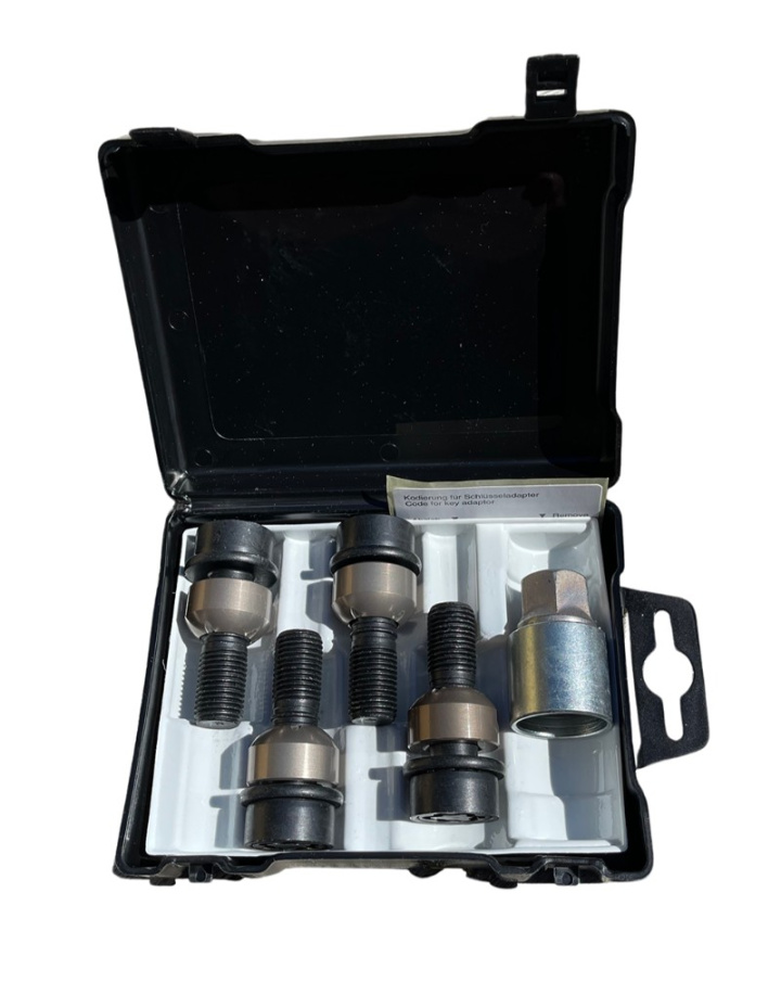 Wheel lock Set Porsche Radius 13mm Seat M14x1.50x42 in the group Select car model at DDESIGN Scandinavia AB (SIC-BVN529RAR)