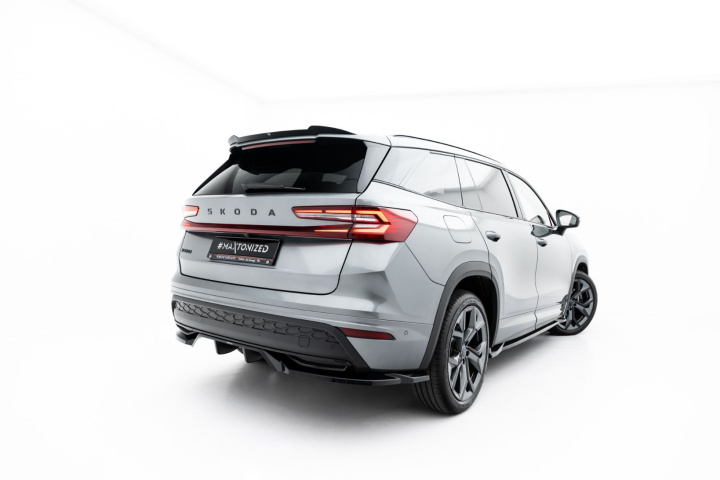 Rear Splitter (with vertical bars) Skoda Kodiaq Sportline Mk2 Maxton Design in the group Select car model / Skoda / Kodiaq Mk1 (NS7) 2016+ at DDESIGN Scandinavia AB (SK-KO-2-SL-RD1G-RD2G)