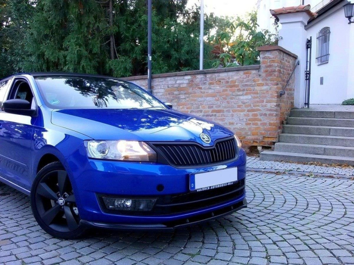 Front Splitter V.1 Skoda Rapid Maxton Design in the group Select car model / Skoda / Rapid 2013-2019 at DDESIGN Scandinavia AB (SK-RA-1-FD1G)
