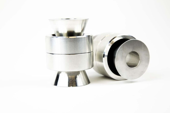 Nissan 350Z/G35 2003-2008 Front Compression Rod Monoball Bushings SPL Parts in the group Select car model / Nissan / 350Z Z33 2003-2009 / Chassis / Bushings at DDESIGN Scandinavia AB (SPL-CRB-Z33)