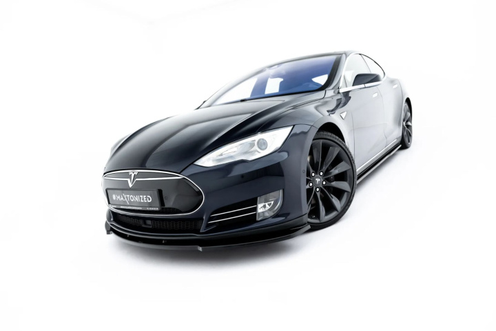 Tesla Model S Mk1 2012-2016 Front Splitter V.2 Maxton Design in the group Select car model / Tesla Motors / Tesla Model S 2012+ at DDESIGN Scandinavia AB (TE-MODELS-1-FD2G)