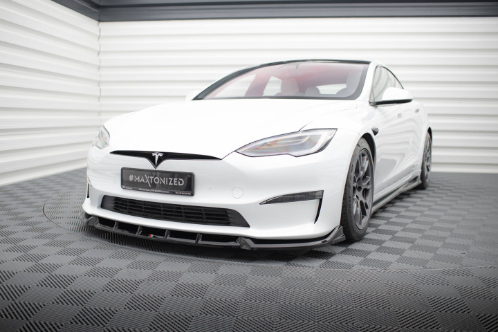 Tesla Model S Plaid Mk1 Facelift 2021+ Front Splitter Maxton Design in the group Select car model / Tesla Motors / Tesla Model S 2012+ at DDESIGN Scandinavia AB (TE-MODELS-1F2-PL-FD1G)