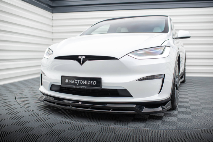Tesla Model X Mk1 Facelift 2021+ Front Splitter V.1 Maxton Design in the group Select car model / Tesla Motors / Tesla Model X 2015+ at DDESIGN Scandinavia AB (TE-MODELX-1F-FD1G-FD1RG)