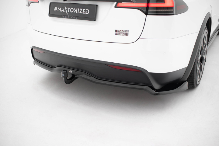 Tesla Model X Mk1 Facelift 2021+ Rear Splitter (with vertical bars) V.2 Maxton Design in the group Select car model / Tesla Motors / Tesla Model X 2015+ at DDESIGN Scandinavia AB (TE-MODELX-1F-RD3GRD4G)