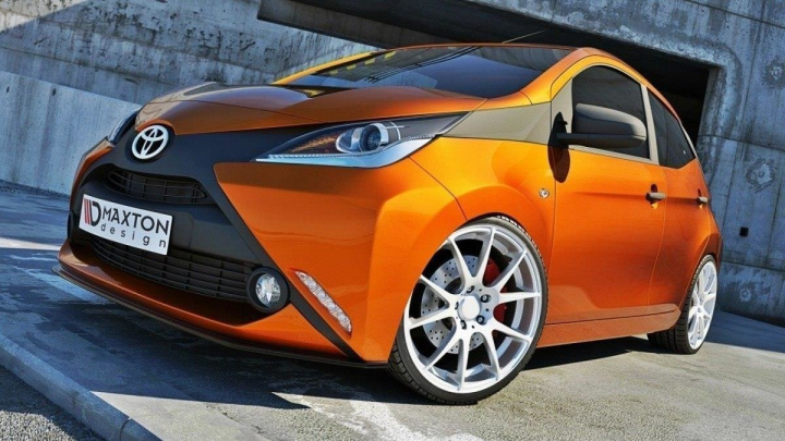 Front Splitter Toyota Aygo Mk2 Maxton Design in the group Select car model / Toyota / Aygo 05+ at DDESIGN Scandinavia AB (TO-AY-2-FD1G)