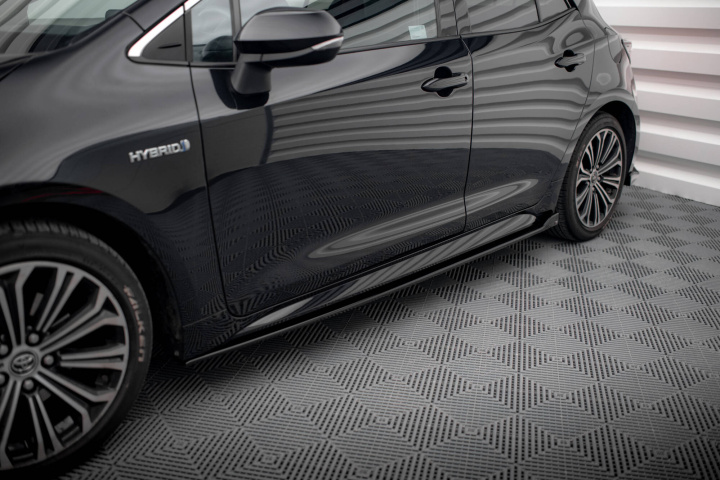 Side Skirts Diffusers Toyota Corolla Xii Hatchback Maxton Design in the group Select car model / Toyota / Corolla (E210) 2018+ at DDESIGN Scandinavia AB (TO-CO-12-HB-SD1G)