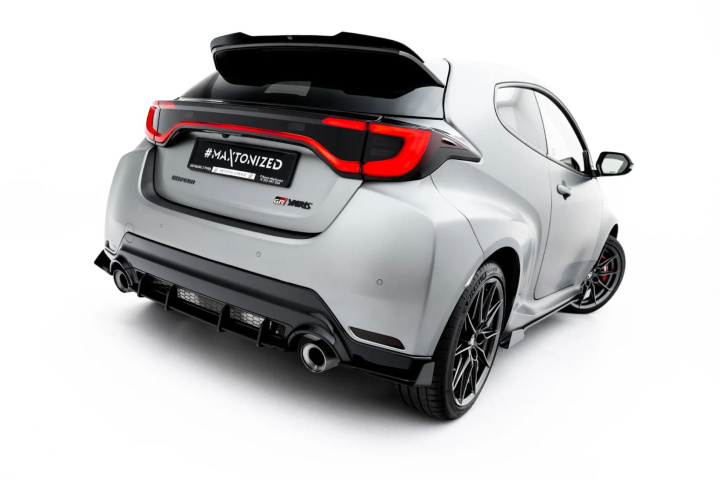 Toyota GR Yaris Mk4 Facelift 2024- Street Pro Rear Diffuser Black-Red Maxton Design in the group Select car model / Toyota / GR Yaris 2020+ / Styling at DDESIGN Scandinavia AB (TOYA4FGR4CNC-RS1B-BRBI)