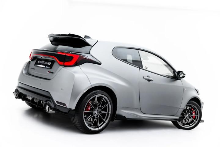 Toyota GR Yaris Mk4 Facelift 2024- Street Pro Side Skirts Diffusers + Flaps Black-Red + Gloss Flaps Maxton Design in the group Select car model / Toyota / GR Yaris 2020+ / Styling at DDESIGN Scandinavia AB (TOYA4FGR4CNC-SD1BRB-SF1G)
