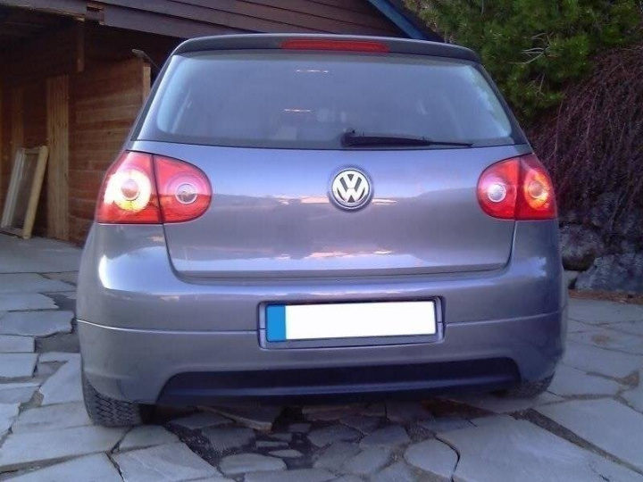 VW GOLF V GTI EDITION 30 2003-2009 REAR VALANCE (without exhaust hole, for standard exhaust) Maxton Design in the group Select car model / VW / Golf 5 03-09 / Styling at DDESIGN Scandinavia AB (VW-GO-5-GTI-R0A)
