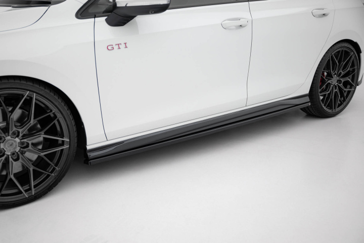 VW Golf MK8 GTI / GTI Clubsport / R-Line 2019+ Side Skirts Diffusers V.4 Maxton Design in the group Select car model / VW / Golf 8 GTI 19+ at DDESIGN Scandinavia AB (VW-GO-8-GTI-SD4G)