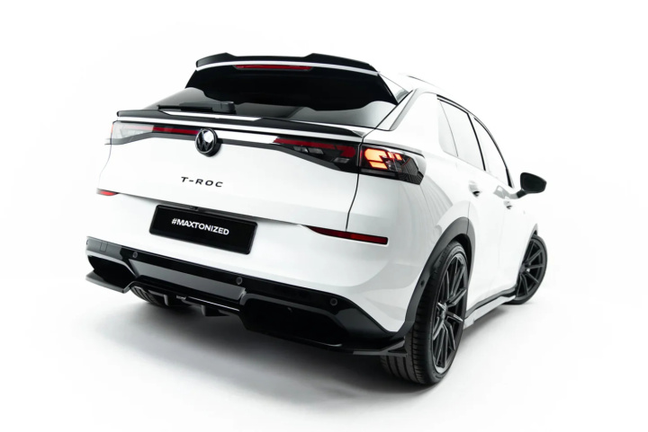 Volkswagen T-Roc R-Line Mk2 2025+ Central Rear Splitter (With Vertical Bars) Maxton Design in the group Select car model / VW / T-Roc 2017+ at DDESIGN Scandinavia AB (VW-T-ROC-2-RLINE-RD1GRD2G)