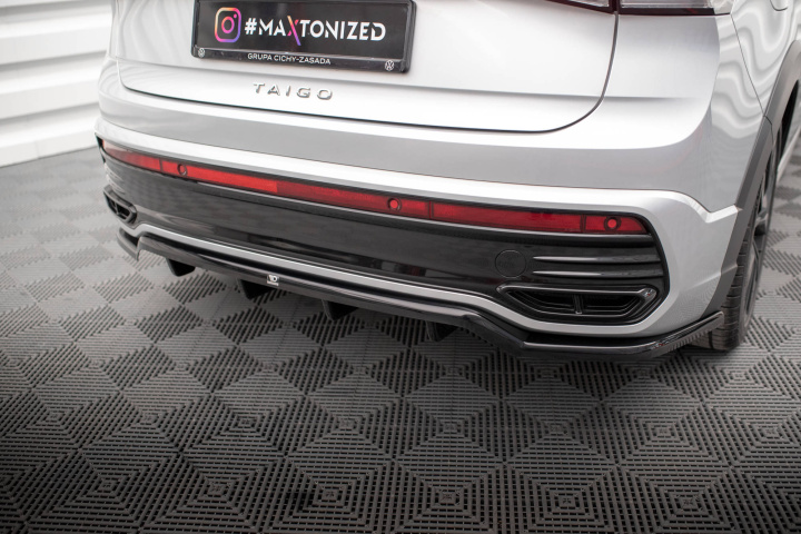 Volkswagen Taigo R-Line Mk1 2021+ Central Rear Splitter (with vertical bars) V.1 Maxton Design in the group Select car model / VW / Taigo at DDESIGN Scandinavia AB (VW-TA-1-RLINE-RD1G-RD2G)