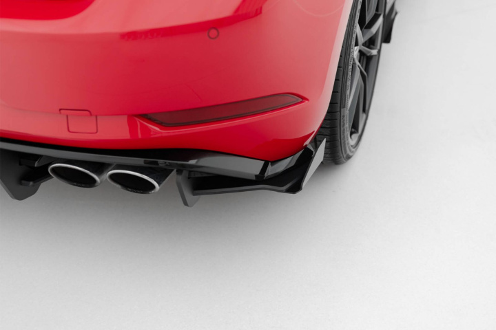 VW Golf 7 R Facelift 2016-2020 Street Pro Rear Side Splitters + Flaps Black-Red + Gloss Flaps Maxton Design in the group Select car model / VW / Golf 7 R 12-19 / Styling at DDESIGN Scandinavia AB (VWGO7FRCNC-RSD1BBRBIRSF1G)