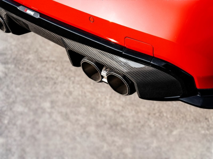 Akrapovic 21-22 BMW M3 (G80) / M4 (G82, G83) Rear Carbon Fiber Diffuser - High Gloss Black in the group Select car model at DDESIGN Scandinavia AB (akrDI-BM-CA-9-GB)