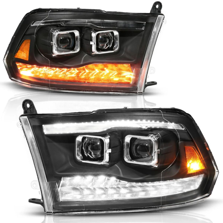 DODGE RAM 1500 09-18 / 2500/3500 10-18 PROJECTOR HEADLIGHTS BLACK CLEAR LENS W/ SEQUENTIAL SIGNAL (FOR ALL MODELS) in the group Select car model / Dodge / Ram 09-18 / Styling at DDESIGN Scandinavia AB (anz111626A)