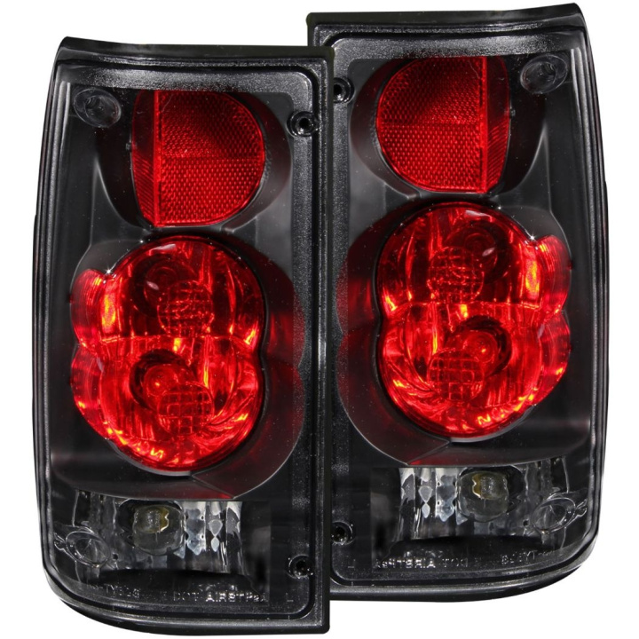 Toyota PICKUP 1989-1995 Taillights Black ANZO in the group Select car model / Toyota / Older models & Engines at DDESIGN Scandinavia AB (anz211132-3428)