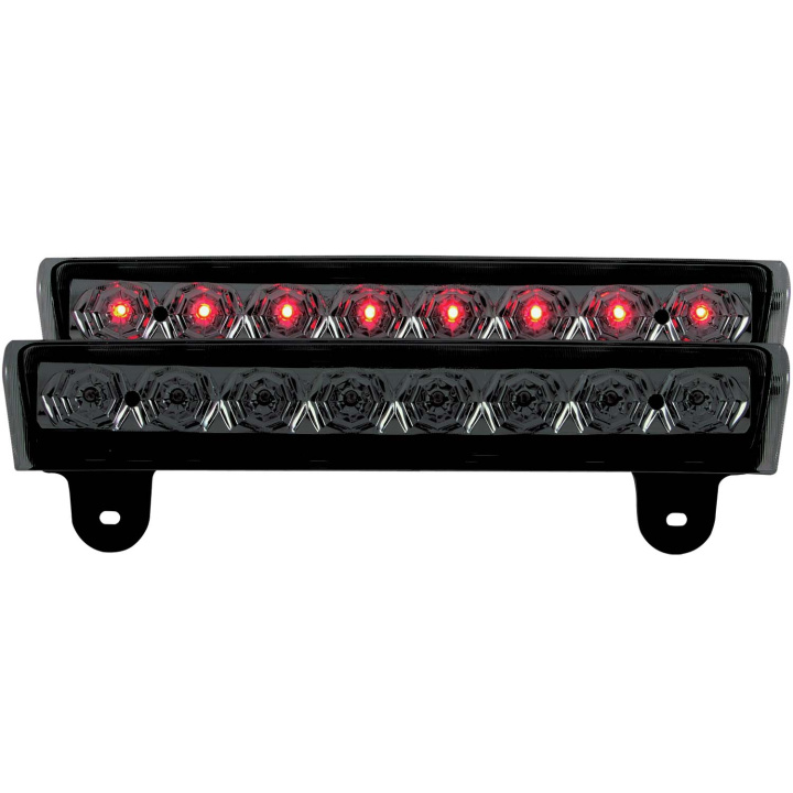 Chevrolet Suburban / Tahoe / GMC Yukon Denali / Xl 2000-2006 LED 3rd Brake Light ANZO in the group Select car model / Chevrolet / Suburban 1500 / Styling at DDESIGN Scandinavia AB (anz531087)