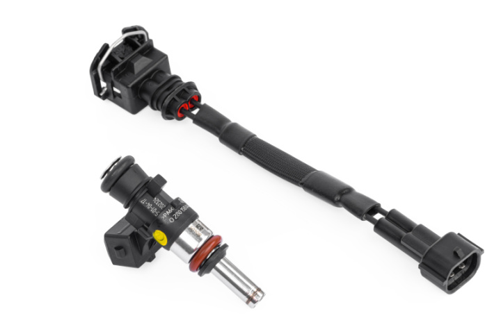 APR 17-24 Audi RS3/18-22 Audi TT RS Quattro 980cc Multiport Injection (MPI) Injector Kit in the group Select car model at DDESIGN Scandinavia AB (aprMS100195)