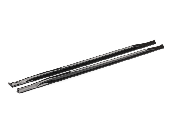 APR 22-24 Volkswagen GTI (MK8) Carbon Fiber Side Skirts - Set in the group Select car model at DDESIGN Scandinavia AB (aprMS100240)