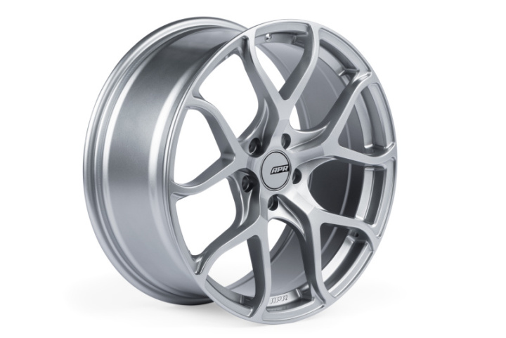 APR A01 Flow Formed - 19x8.5 - 5x112 - ET45 - 66.5mm Center Bore - Hyper Silver Wheel in the group Select car model at DDESIGN Scandinavia AB (aprWHL00001)