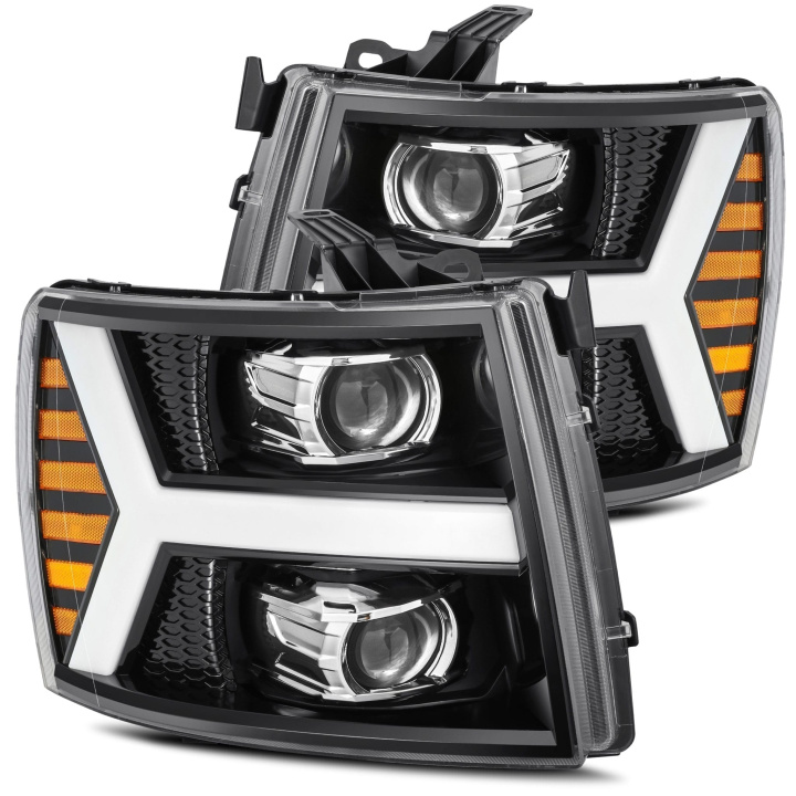 Chevrolet Silverado 1500HD 2007-2013 LUXX-Series Projector headlights AlphaRex in the group Select car model / Chevrolet / Silverado 07-13 / Styling at DDESIGN Scandinavia AB (arx880223)
