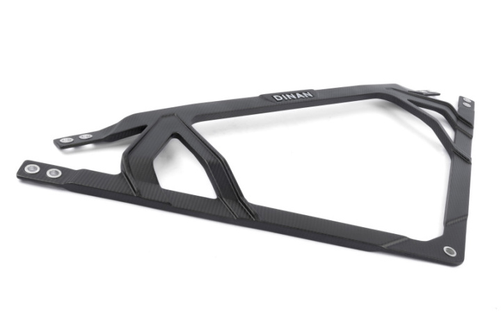 Dinan Matte Carbon Fiber Strut Tower Brace - 2021-2026 BMW M2/M3/M4 in the group Select car model at DDESIGN Scandinavia AB (dnnD180-0015-B)