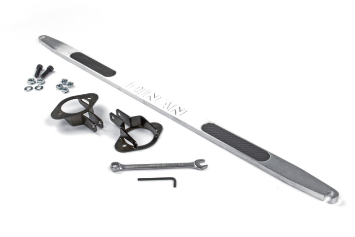 Dinan Shock Tower Brace - 1992-1999 BMW 318i/323i/325i/328i/M3 in the group Select car model at DDESIGN Scandinavia AB (dnnD180-0372)