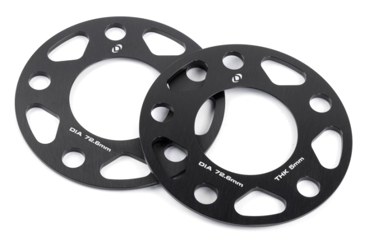 Dinan Spacers; 5x120 - 72.6mm CB - 5mm Thick in the group Select car model at DDESIGN Scandinavia AB (dnnD210-2035)