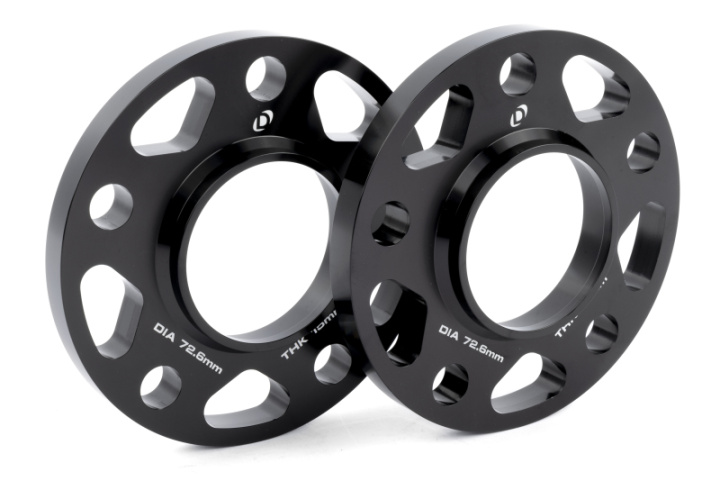 Dinan Spacers; 5x120 - 72.6mm CB - 15mm Thick in the group Select car model at DDESIGN Scandinavia AB (dnnD210-2041)